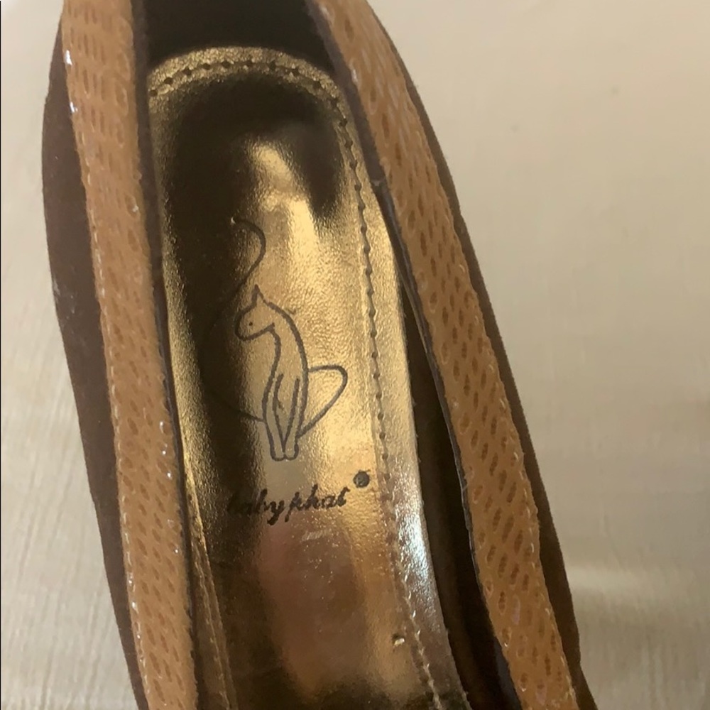 shoes - Picture 3 of 5